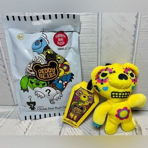 Deddy Bears Series 2 Surprise Mini Plush Clip-On Muertobear Collectible Toy